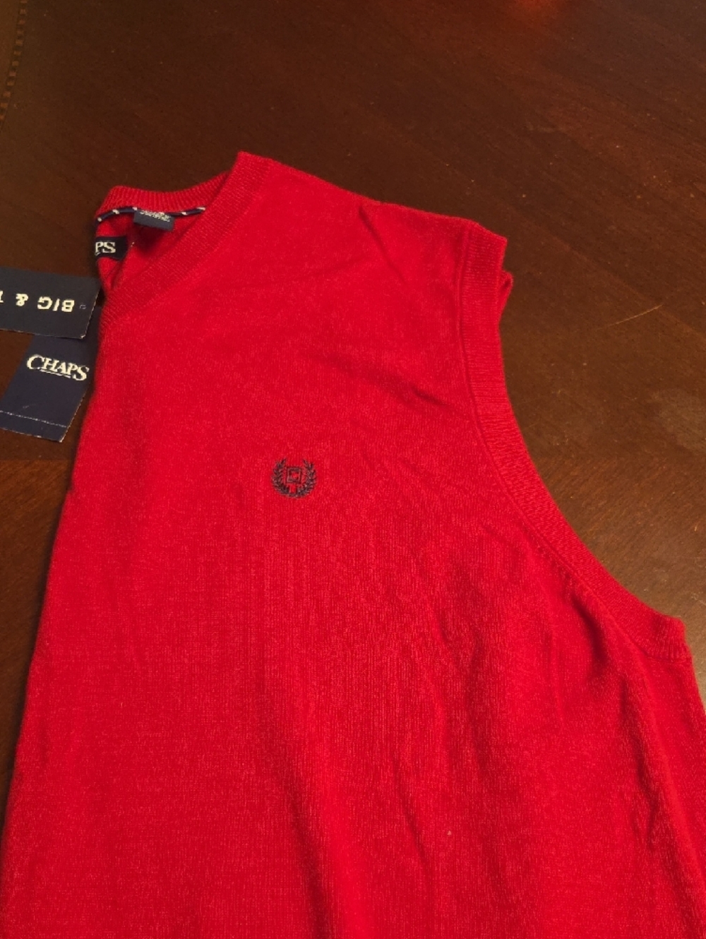 Chaps Men’s V-Neck Sweater in Bright Red - Picture 3 of 4